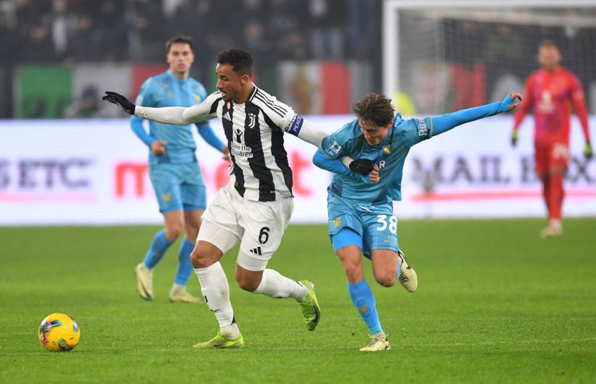 Juventus to allow Danilo’s Napoli move with strategic timing