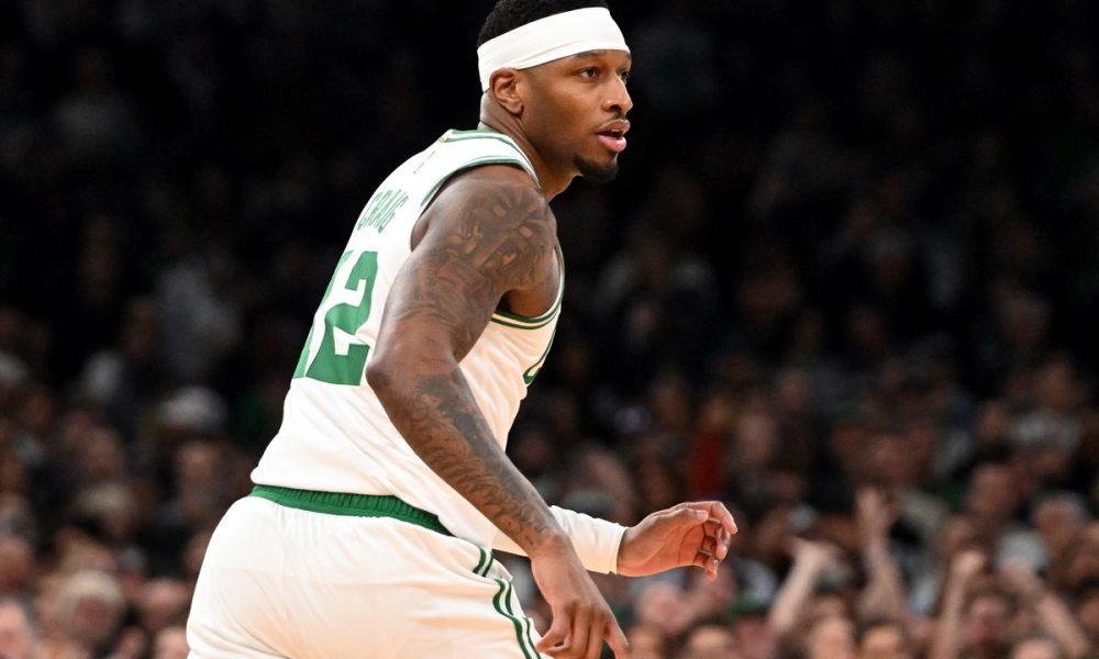 Celtics willing to play Torrey Craig through learning process