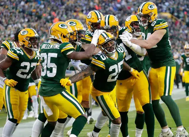 Report: New Packers tush push proposal will ban all pushing