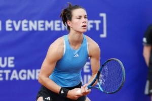 French tennis star told to 'wear deodorant' finally breaks silence